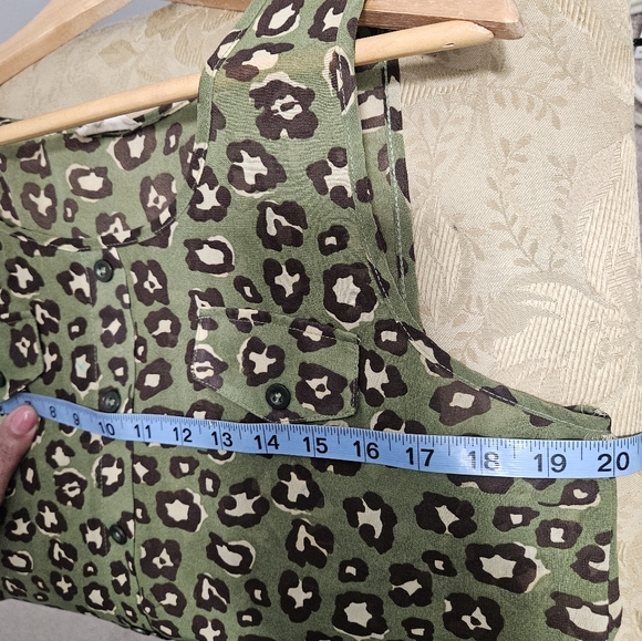 E&M Animal Print Sleeveless Blouse Womem's - Picture 6 of 9